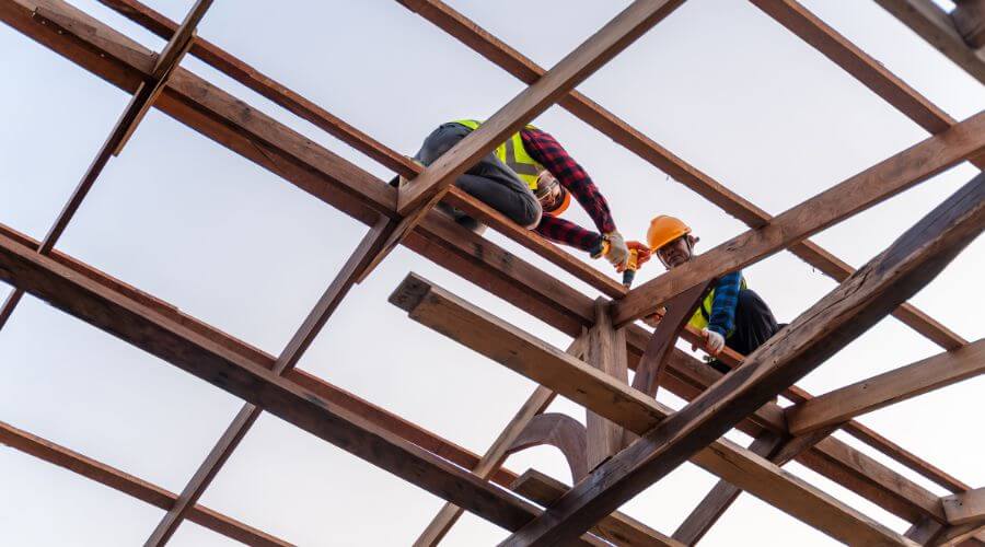 Professional New roof installation in Lizemores, WV